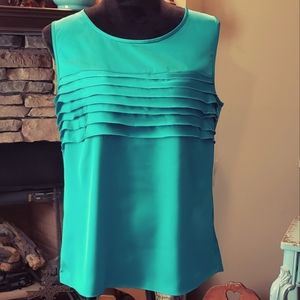 Kasper Sleeveless Top NWT